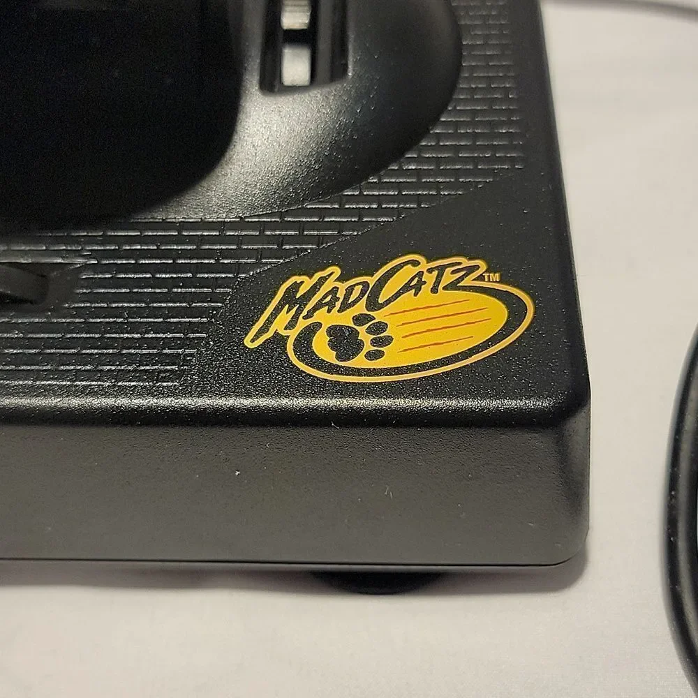 Mad Catz (pc) joystick 🕹